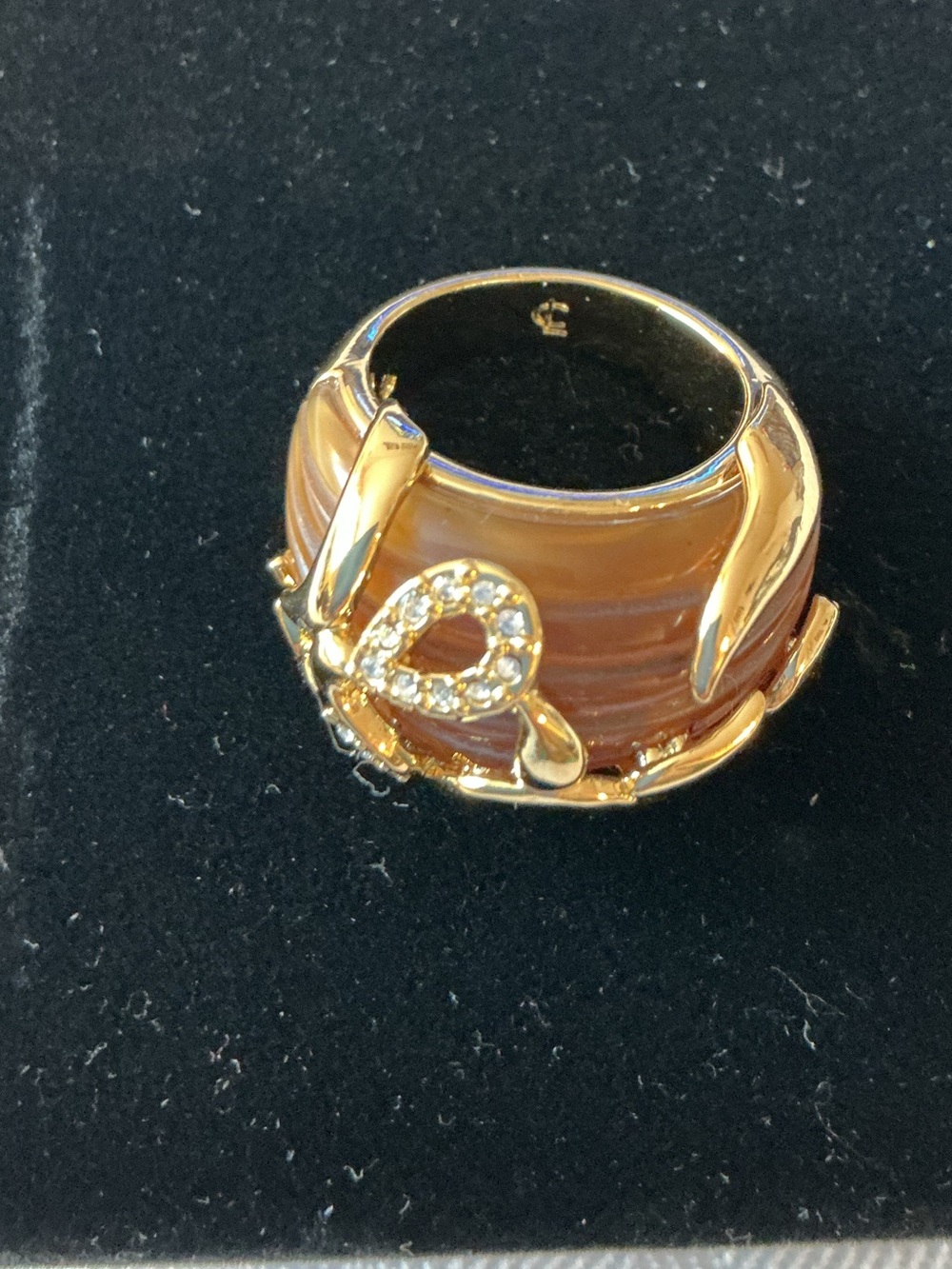 Camille Lucie Vintage Amber Acrylic Gold Plated Cocktail Ring - Picture 5 of 5